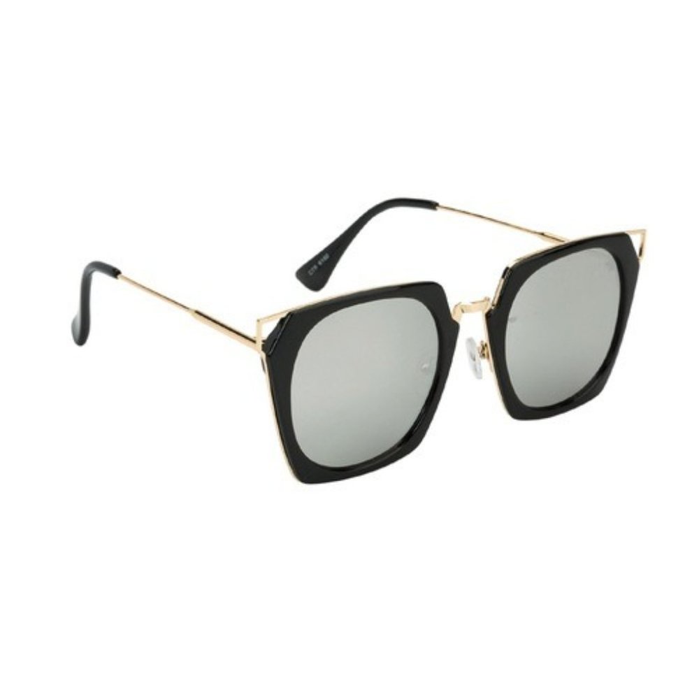 SQUARE KAT Retro Mirrored Sunglasses, Black Frame with Silver Lens